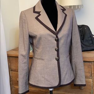Tahari grey & black tailored career blazer EUC